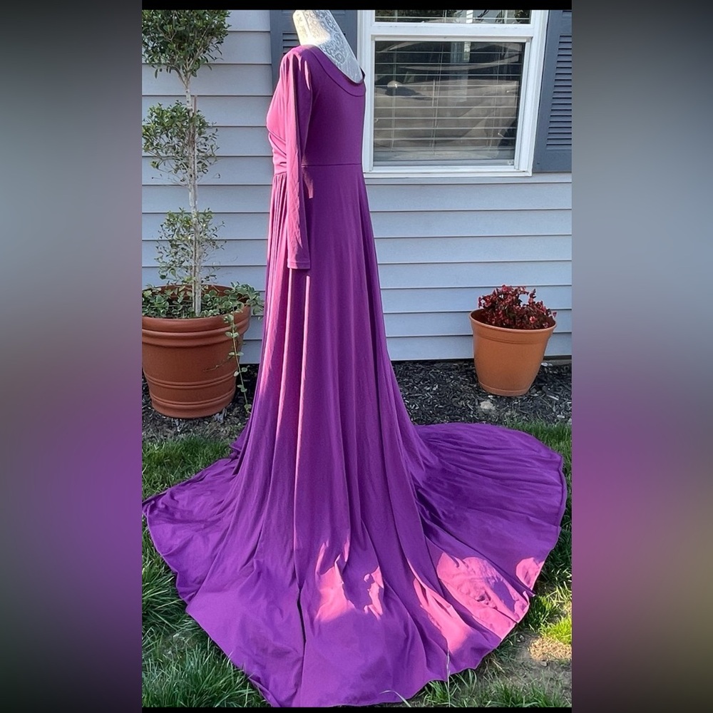 Chic Long Sleeve Purple Gown - Picture 11 of 13